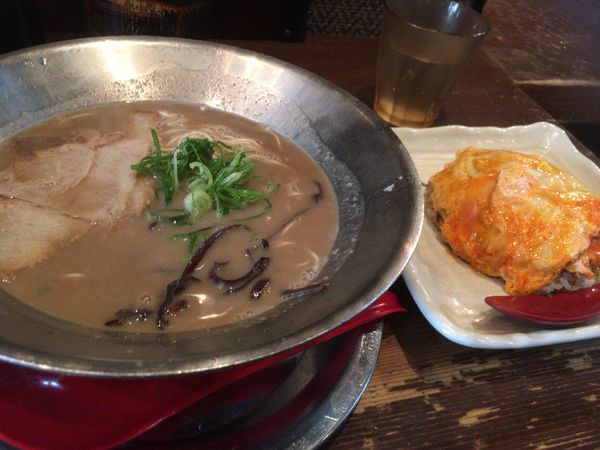 「白豚骨」@らーめん 極 本店の写真