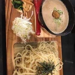魚介豚骨つけ麺
