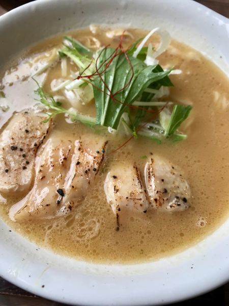 「濃厚トリパイタン麺800円」@麺工房 かなでの写真