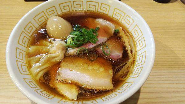 「特製ラーメン(醤油) ¥1100」@中村麺三郎商店の写真