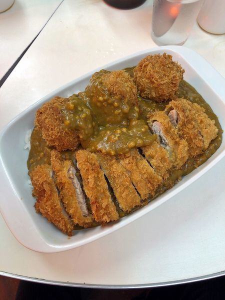 「カツシュウマイカレー　￥７５０」@まんてんの写真