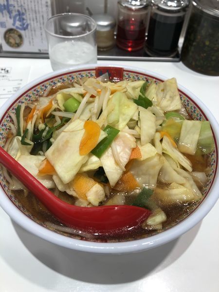 「野菜たっぷりラーメン 950円」@どうとんぼり神座 エキマルシェ新大阪店の写真