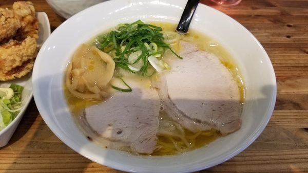 「煮トリ」@ラーメン屋 がったぼうずの写真