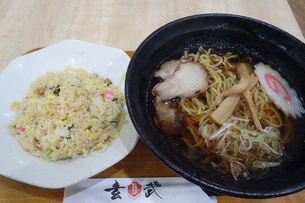 「なつかしの醤油らーめん」@玄武の写真