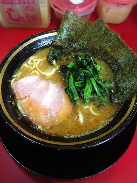 「ラーメン」@家系ラーメン とらきち家の写真