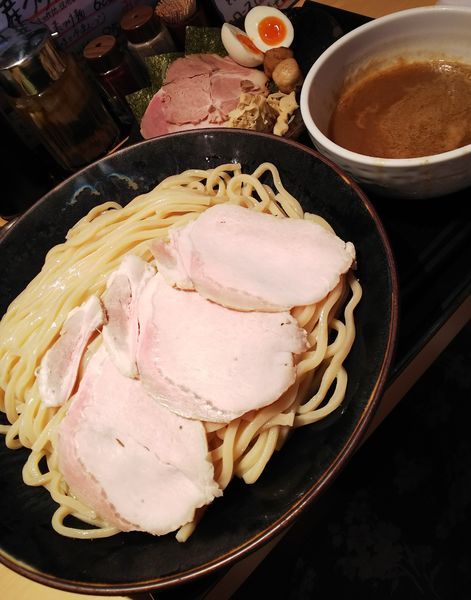 「特製つけ麺（大盛り）＋追加ロース」@つけ麺 道の写真
