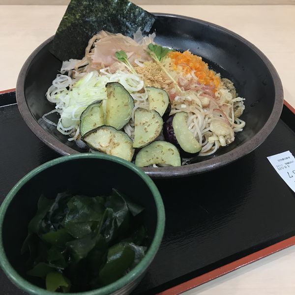 「薬味そば（￥480）＋三陸わかめ（クーポン）」@ゆで太郎 新越谷駅前店の写真