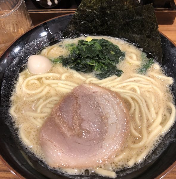 「ラーメン 醤油」@横浜家系ラーメン 壱角家 西川口店の写真