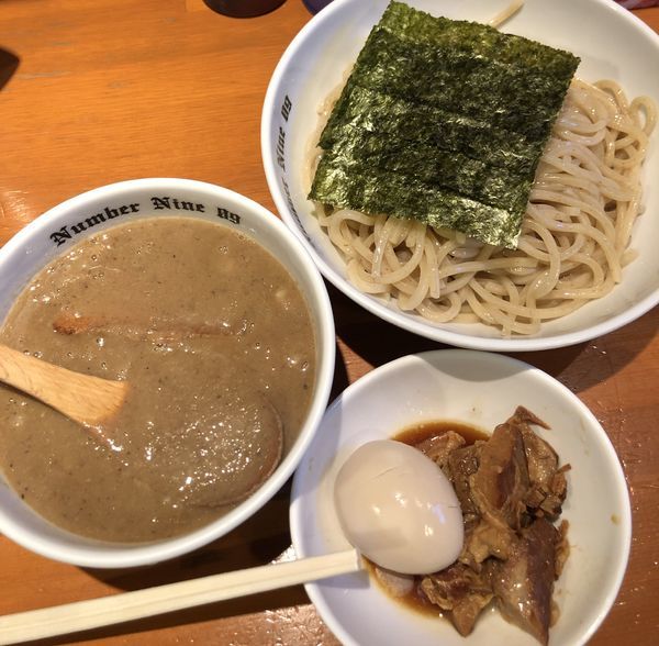 「贅沢濃厚つけめん 大盛」@麺Dining Number Nine 09の写真