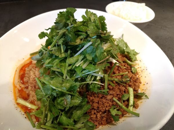 「汁なし担々麺＋パクチー＋小ライス」@タンタンタイガー 蔵前店の写真