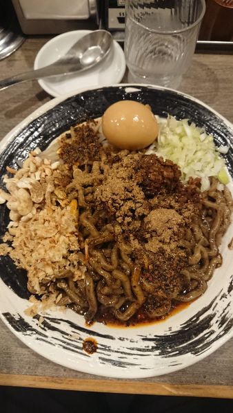 「担々まぜそば」@つけめんTETSU 京王モール新宿店の写真