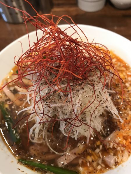 「酸辣麺 900円」@創作麺工房 鳴龍の写真