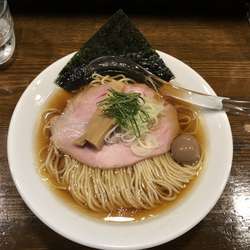 鳥醤油らーめん