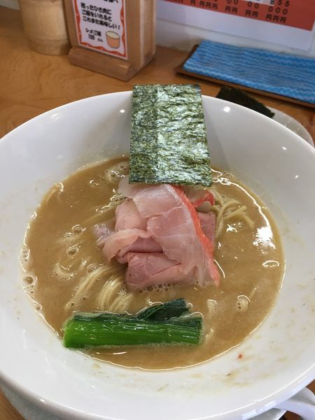 「濃厚金目鯛そば」@麺屋BISQの写真