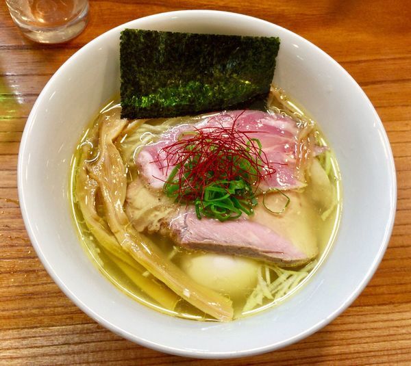 「塩そば & 別皿チャー増しwith ハイネケン」@アメノオトの写真