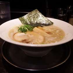 熟成とんこつラーメン