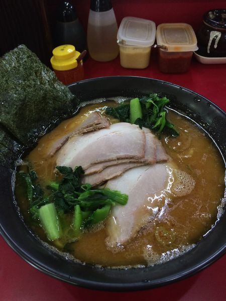 「チャーシュー麺(大)1020円青菜増し80円」@杉田家 千葉祐光店の写真