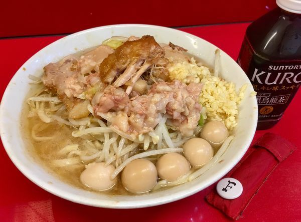 「ラーメン少なめ＋うずら5個」@ラーメン二郎 西台駅前店の写真