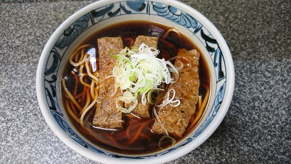 「きつね（そば）　３５０円」@ひさごの写真