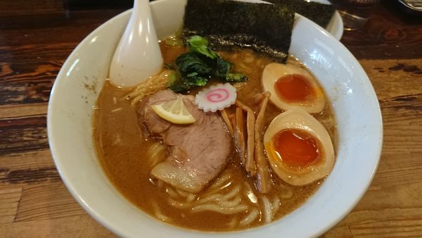 「中華そば 680円」@麺座でんの写真