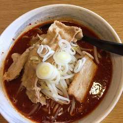 大噴火麺大盛り ９１０円