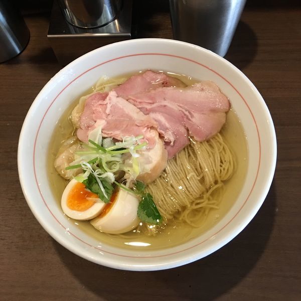 「特製ラーメン 白」@八咫烏の写真