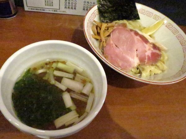 「淡麗つけ麺 ８５０円 ※２００ｇ」@自家製手もみ麺 鈴ノ木の写真