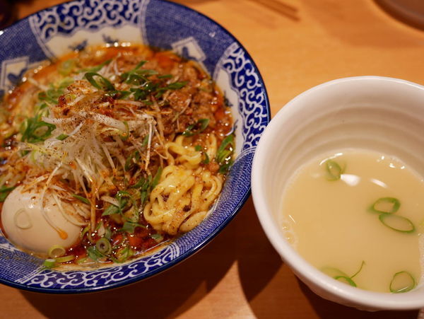 「汁なし担々麺」@中華そば 虎桜の写真