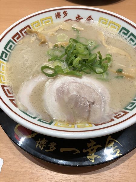 「ラーメン」@博多一幸舎 福岡空港国内ターミナル店の写真
