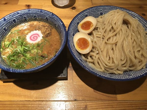 「魚介濃厚つけ麺」@必死のパッチ製麺所の写真