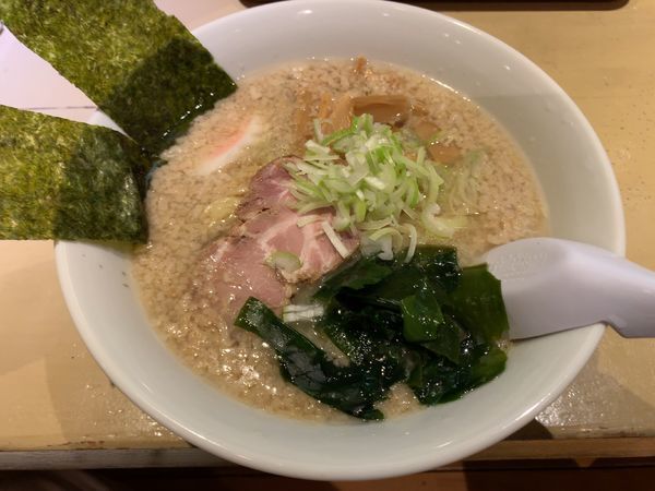 「ラーメン 背脂 トピ」@くまひげ亭の写真