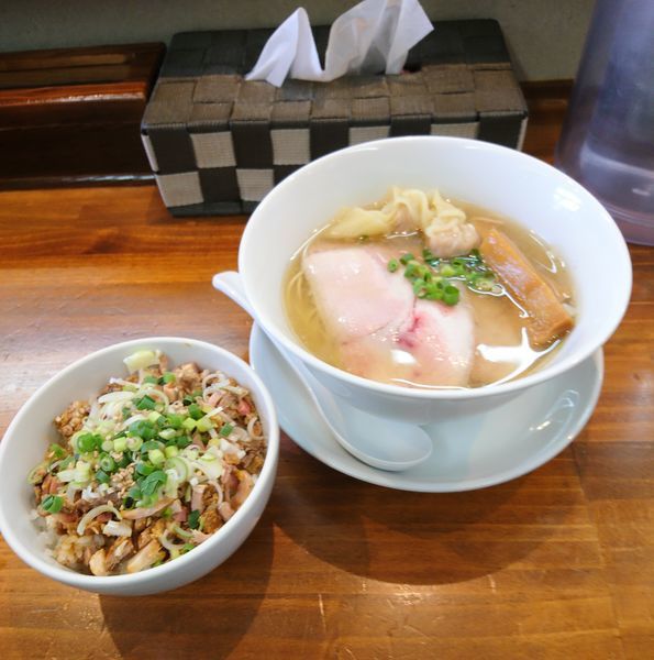 「自家製麺のあご節コンチータ」@塩らーめん 千茶屋の写真