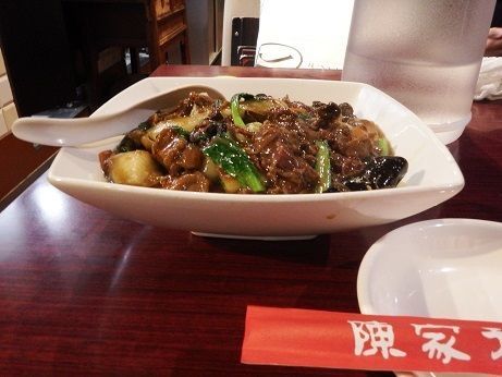 「カレー牛バラ刀削麵」@路地裏本格中華 陳家私菜 渋谷店の写真