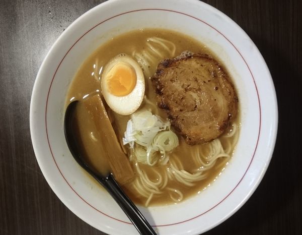 「濃厚あごらーめん」@あごばんらーめんの写真