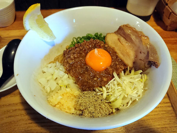 「スパイシーまぜそば」@中華蕎麦 はざまの写真