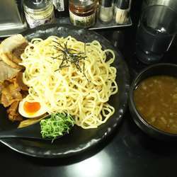 特製つけ麺　チャーシュートッピング