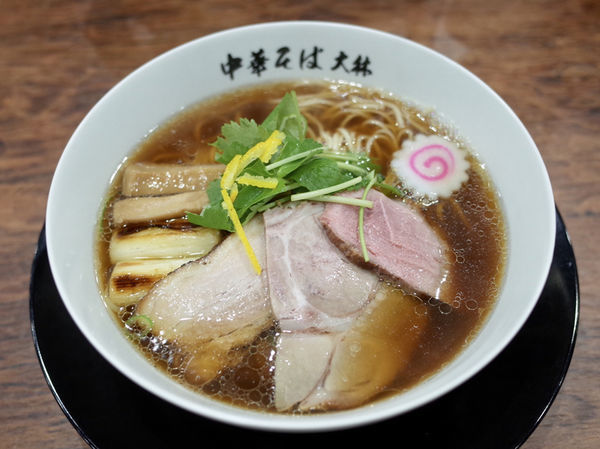 「鴨中華そば 醤油…800円‬」@鴨と鶏 中華そば 大林の写真