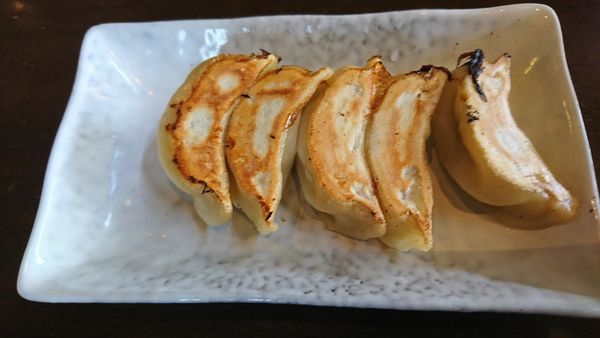 「餃子5ヶ(280円)」@麺や 虎徹の写真