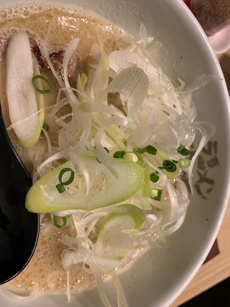 「魚介ラーメン＋ねぎ」@ラーメン海鳴 名古屋驛麺通り店の写真