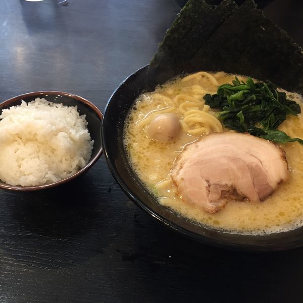 「塩ラーメン＋大盛」@駒大商店の写真