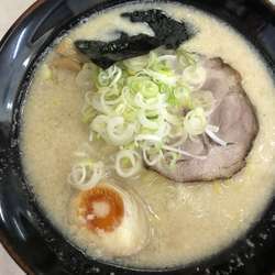 黒鵬ラーメン