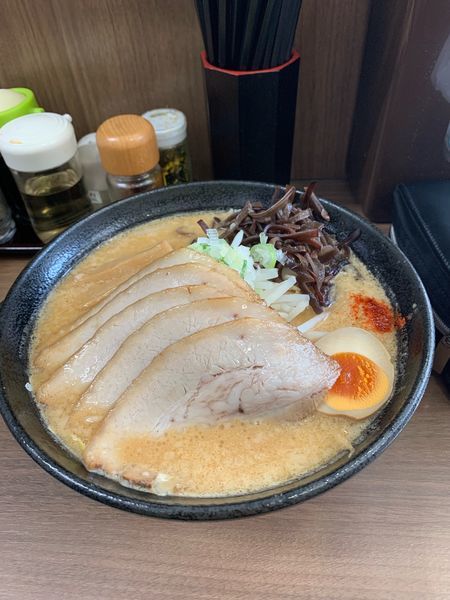 「背脂味噌チャーシュー」@背脂らーめん宮本 志木店の写真