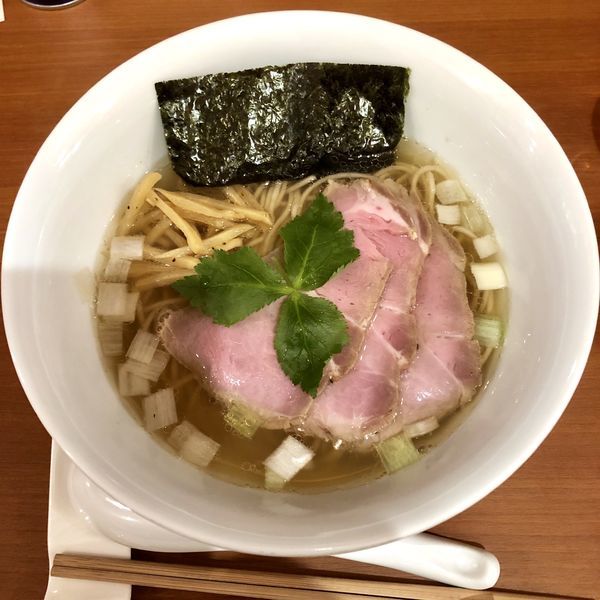 「【春･夏限定】淡麗煮干し蕎麦 ￥680」@自家製手もみ麺 鈴ノ木の写真