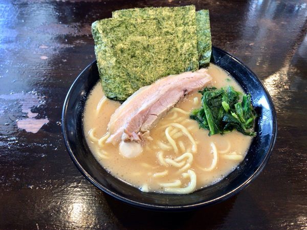 「しょうゆラーメン」@横濱家系ラーメン 湘家の写真