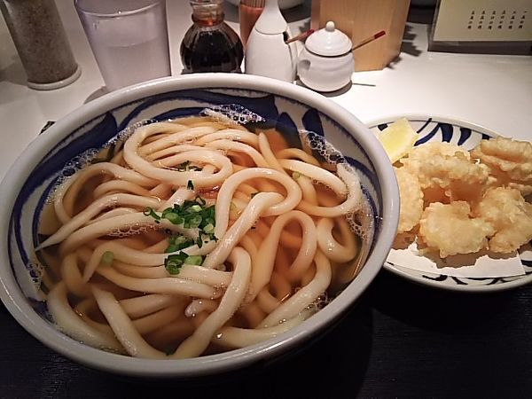 「かけうどん＋小海老天」@本場手打讃岐うどん 谷やの写真