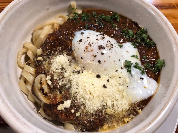 「定 ドロりんちょキーマカレーヌードル おい飯付き 1000円」@柴崎亭 梅丘店の写真