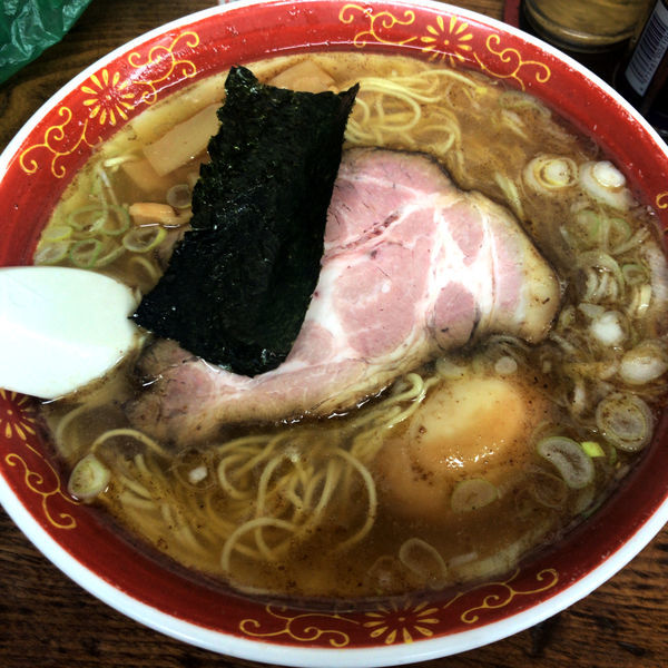 「素ラーメン（具入り）750円　味玉　100円」@米屋の写真