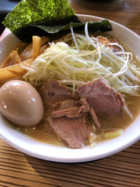 「特製ネギラーメン」@新潟長岡らーめん みずさわ 東大宮店の写真