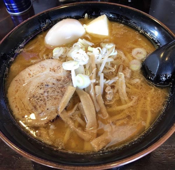 「味噌ラーメン＋バター＋半熟卵」@麺屋 和光の写真