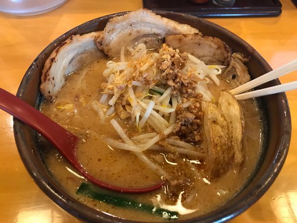 「北海道味噌チャーシュー麺」@麺場 田所商店 牛久店の写真